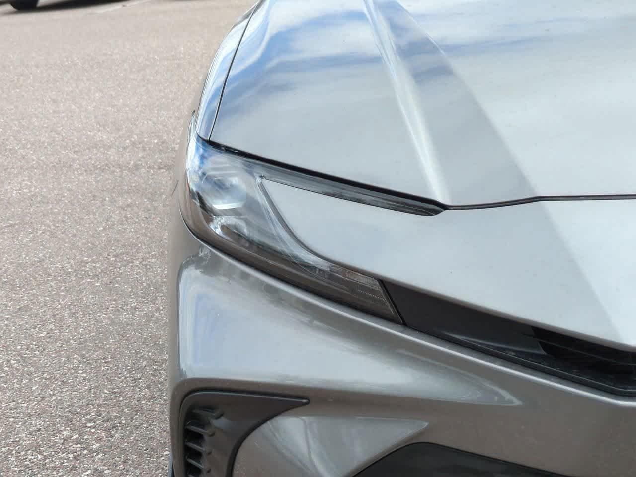 Toyota Camry Se - Thumbnail 11