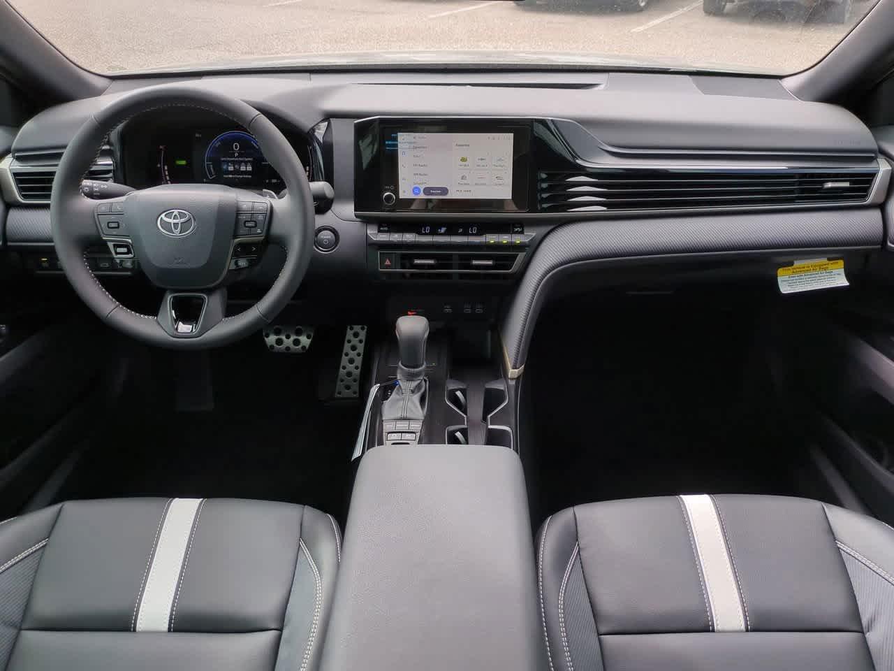 Toyota Camry Se - Thumbnail 15