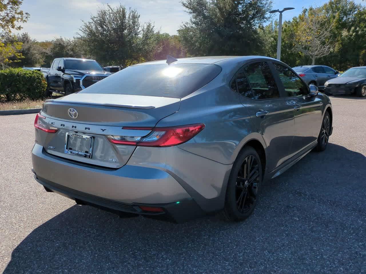 Toyota Camry Se - Thumbnail 7