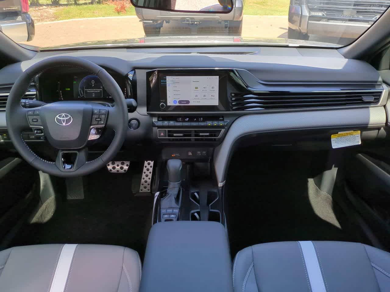 Toyota Camry Se - Thumbnail 15