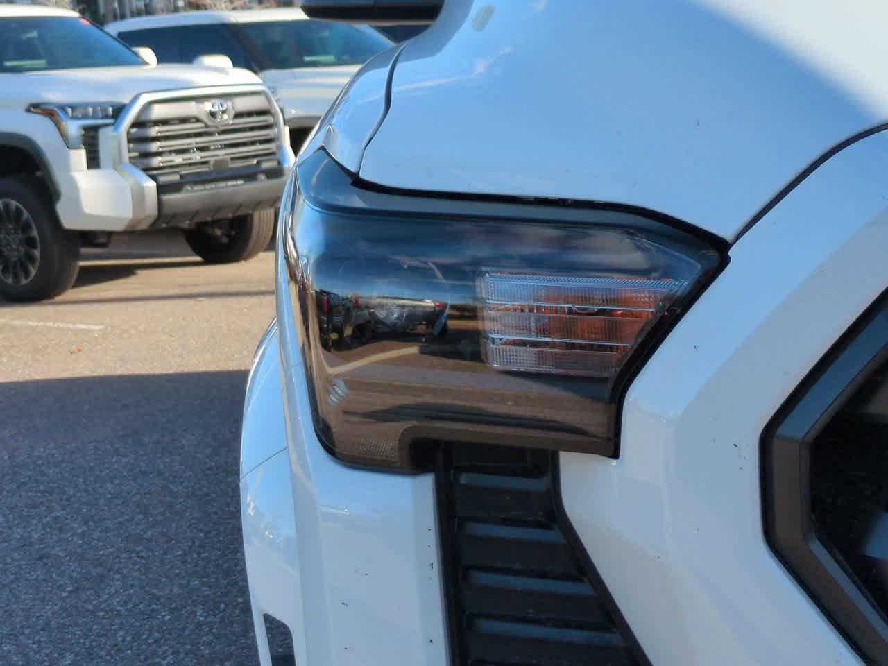 Toyota Tacoma Sr Double Cab Rear-Wheel Drive - Thumbnail 11