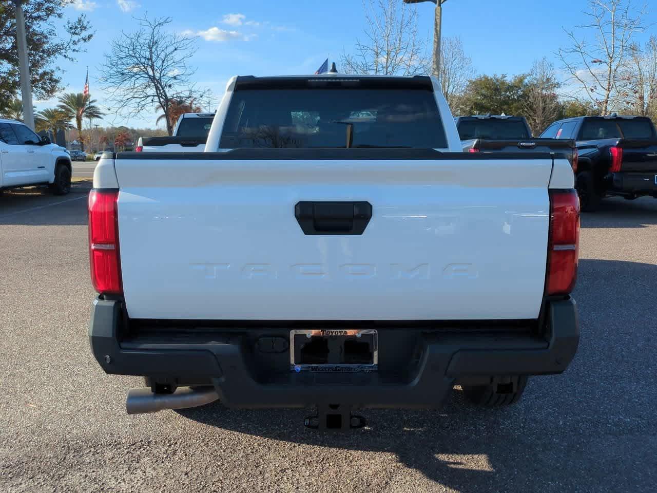 Toyota Tacoma Sr Double Cab Rear-Wheel Drive - Thumbnail 6