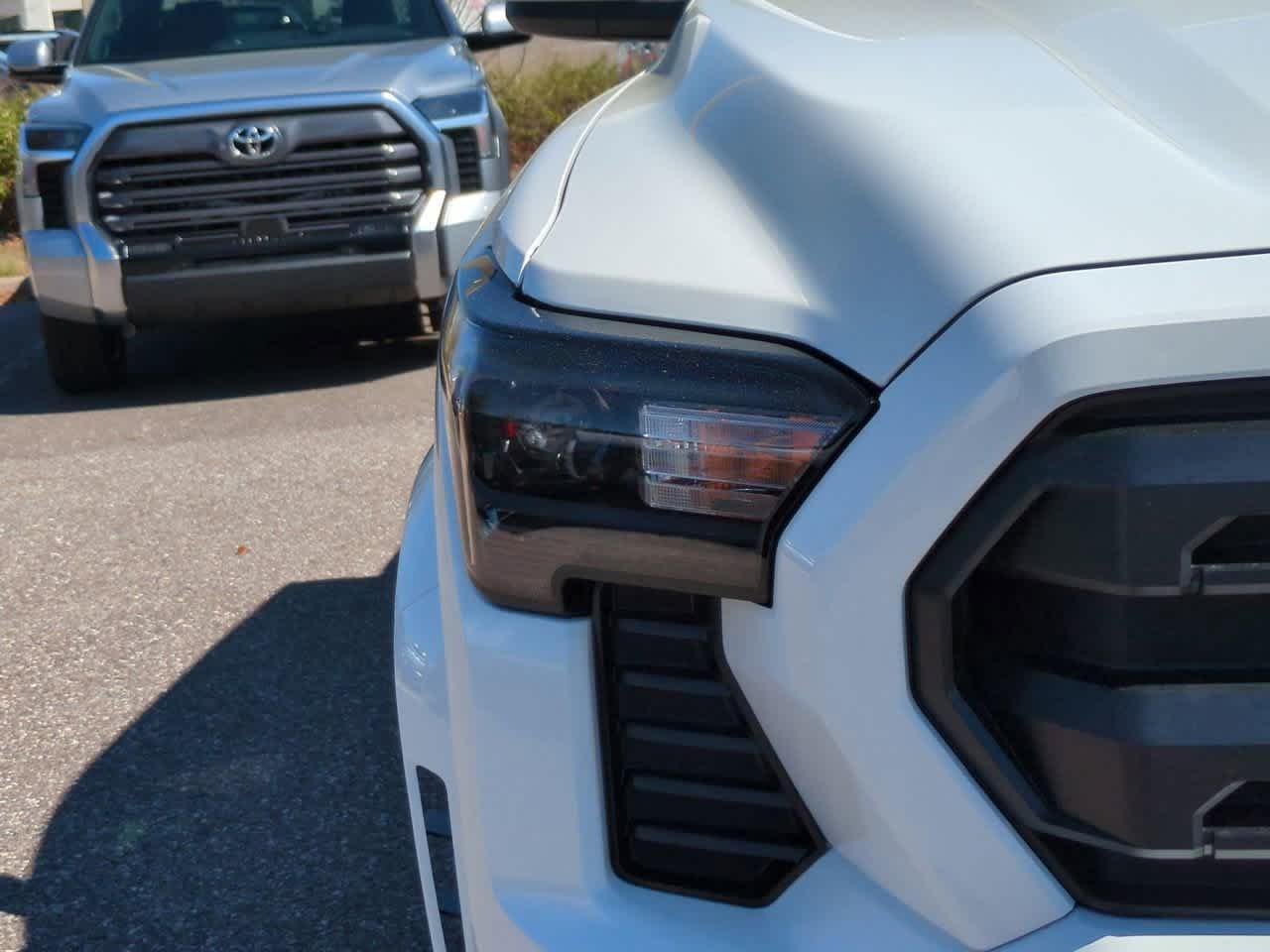 Toyota Tacoma Sr5 Double Cab Rear-Wheel Drive - Thumbnail 11