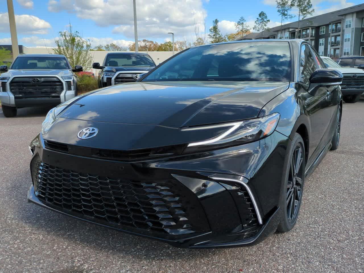 Toyota Camry Xse - Thumbnail 3