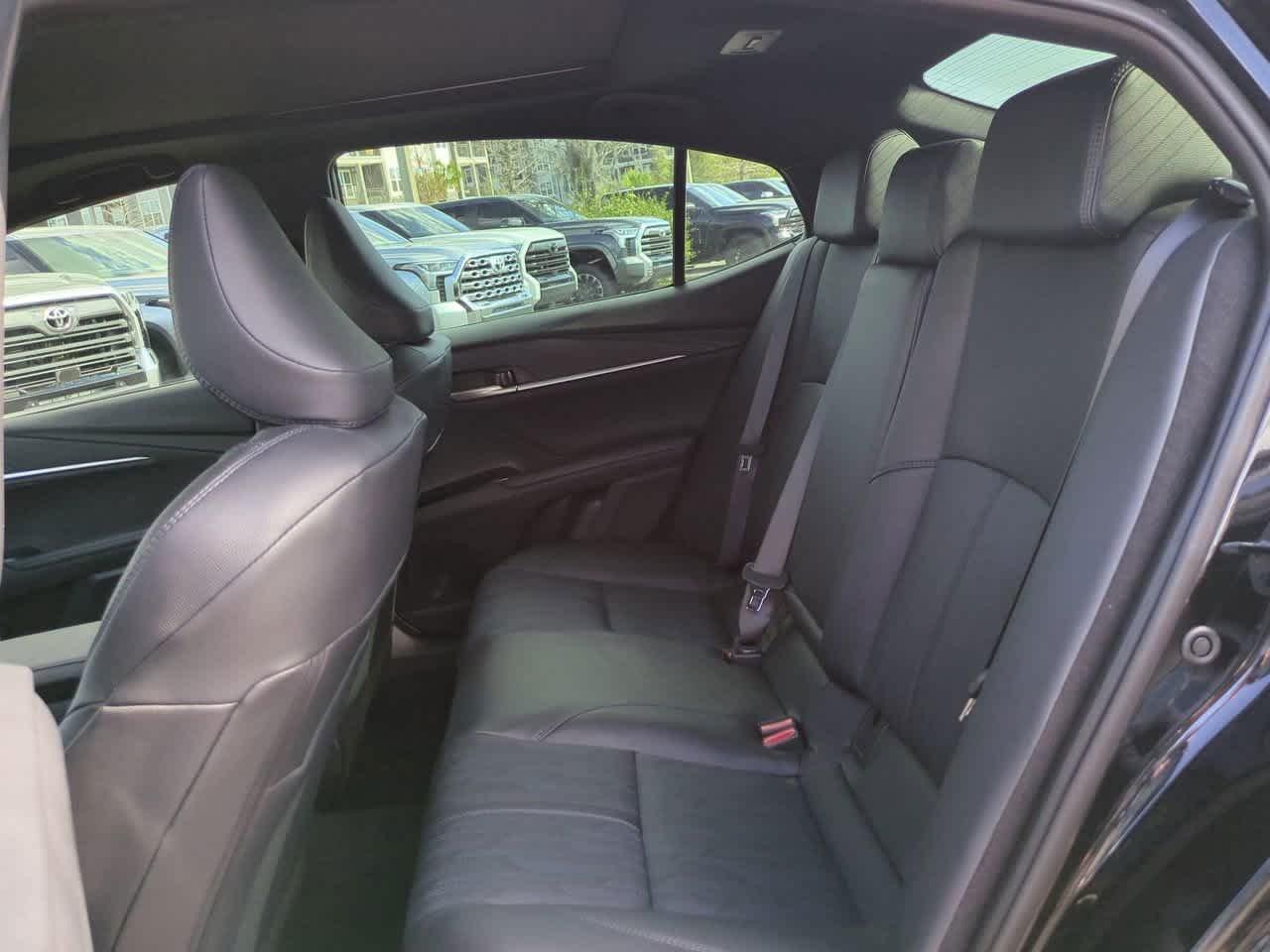 Toyota Camry Xse - Thumbnail 14