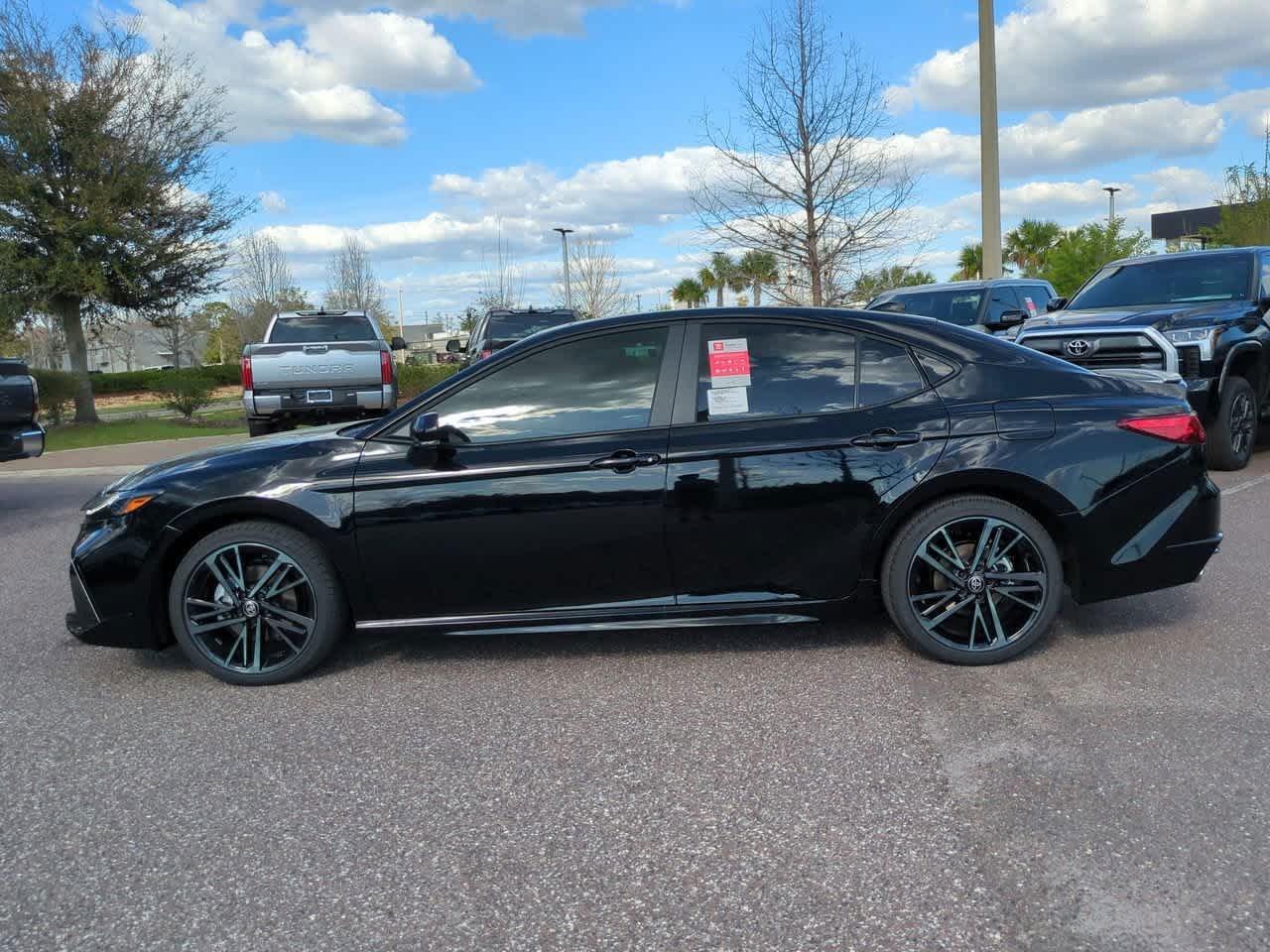 Toyota Camry Xse - Thumbnail 4