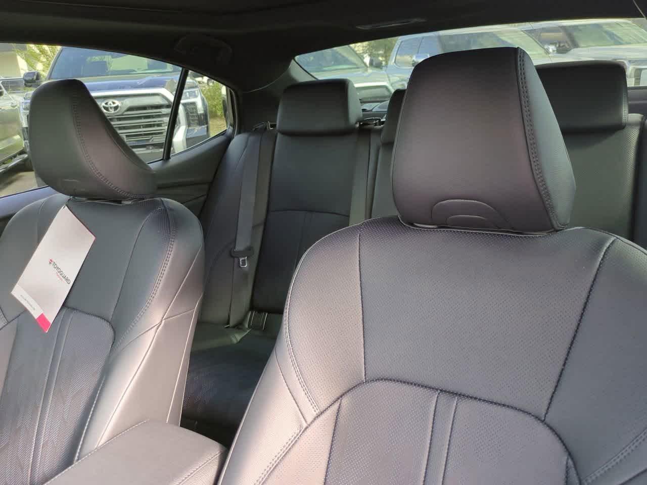 Toyota Camry Xse - Thumbnail 9