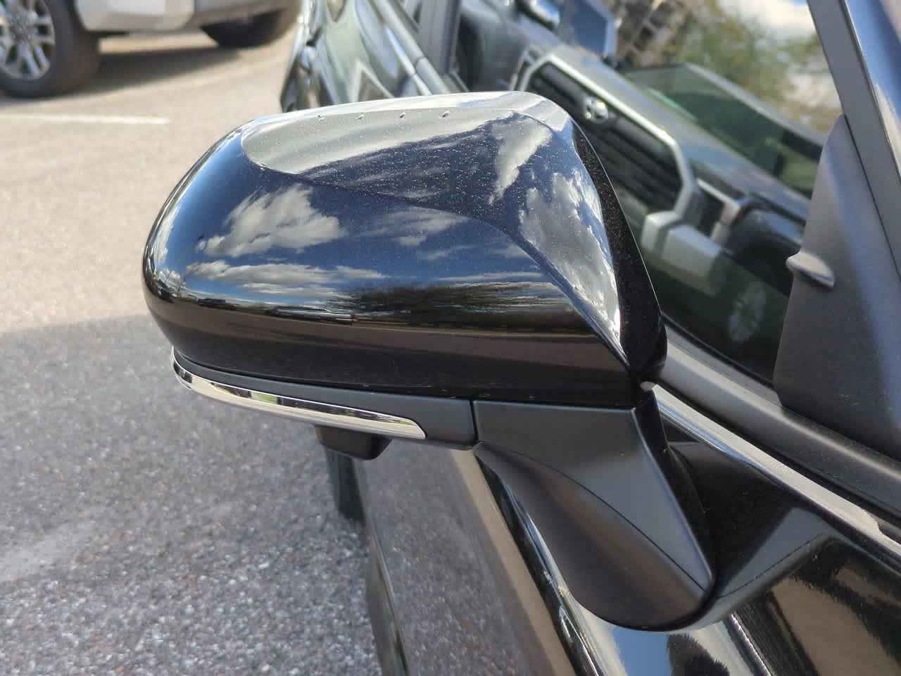 Toyota Camry Xse - Thumbnail 13