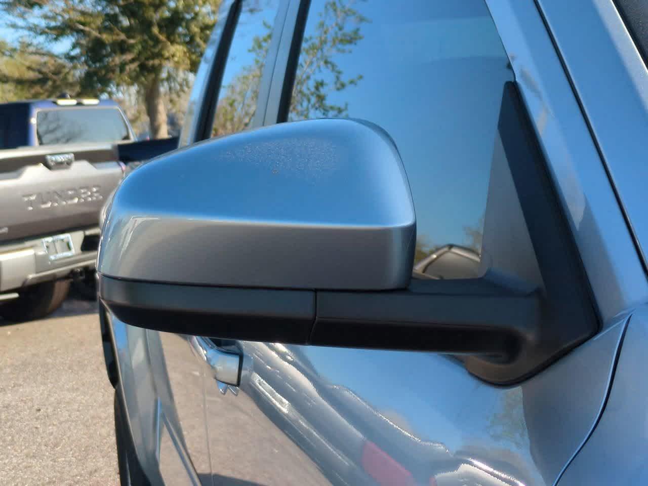 Toyota Tacoma Sr5 Double Cab 4-Wheel Drive - Thumbnail 13