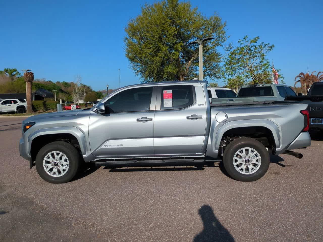 Toyota Tacoma Sr5 Double Cab 4-Wheel Drive - Thumbnail 4