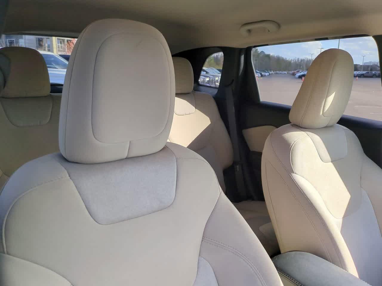 Jeep Cherokee Latitude Tech Connect Fwd - Thumbnail 8