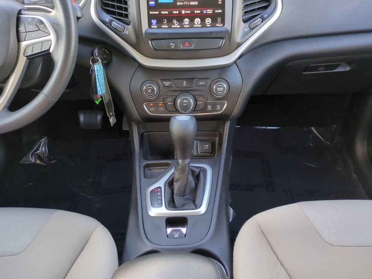 Jeep Cherokee Latitude Tech Connect Fwd - Thumbnail 19