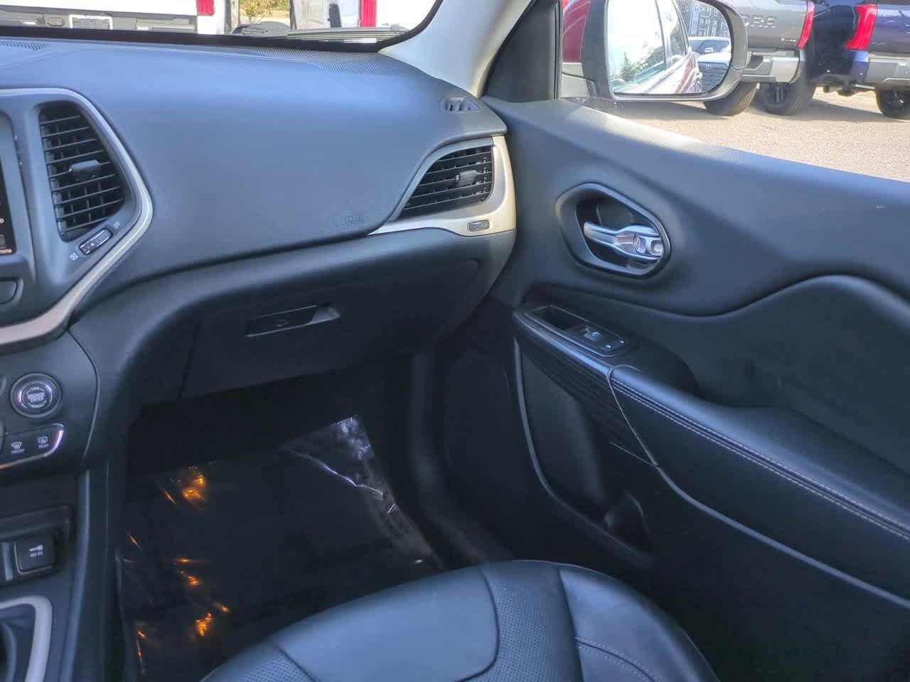 Jeep Cherokee Limited 4Wd - Thumbnail 17