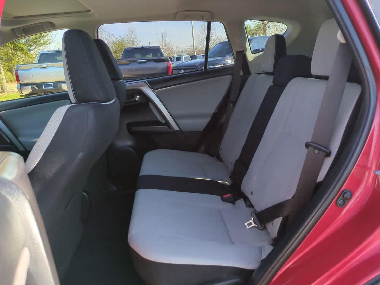 Toyota Rav4 Xle Fwd - Thumbnail 14