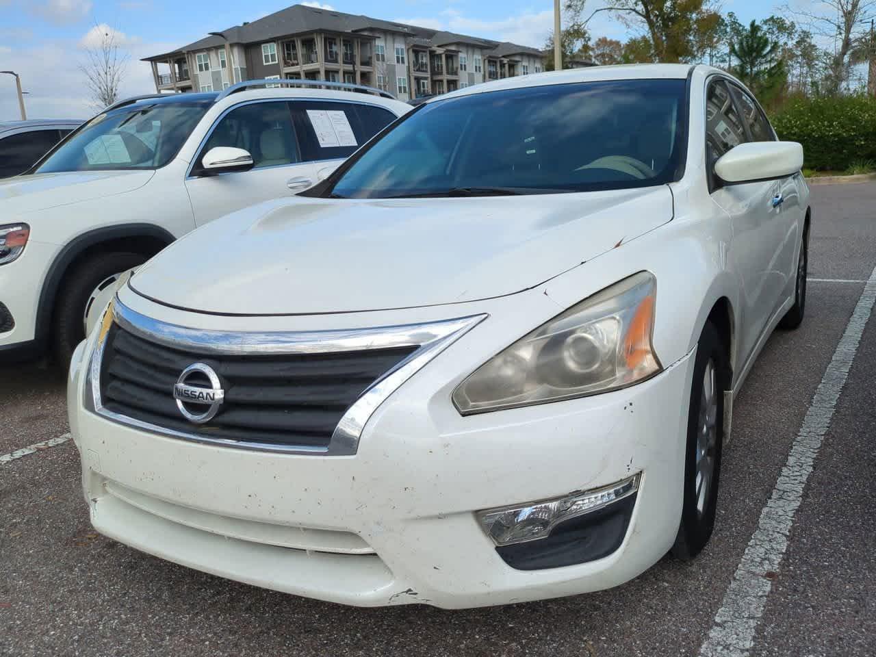 Nissan Altima 2.5 S Fwd - Thumbnail 3