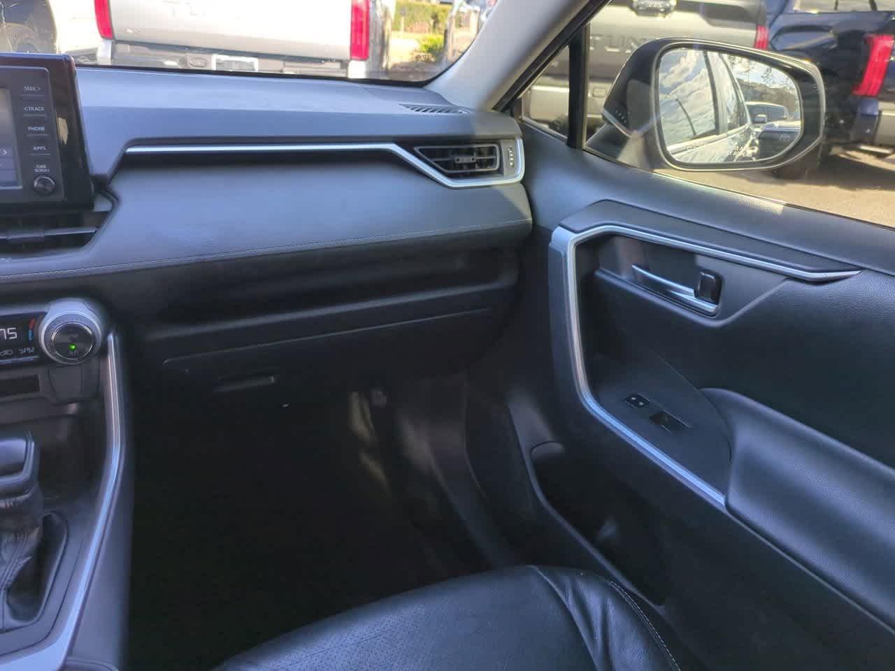 Toyota Rav4 Xle Awd - Thumbnail 17