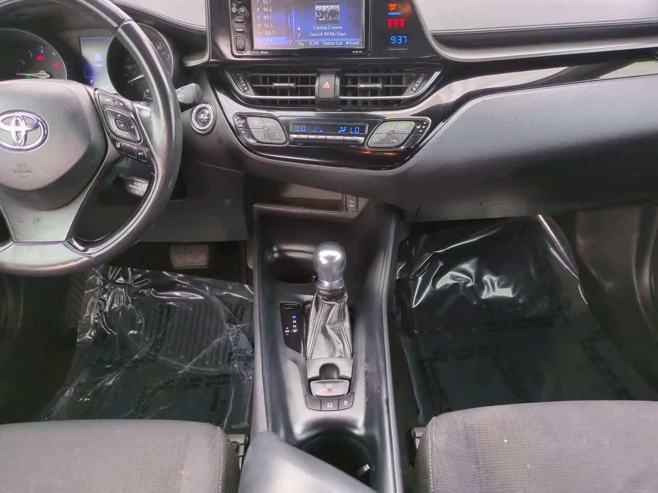 Toyota C-Hr Xle Premium Fwd Sport Utility - Thumbnail 19