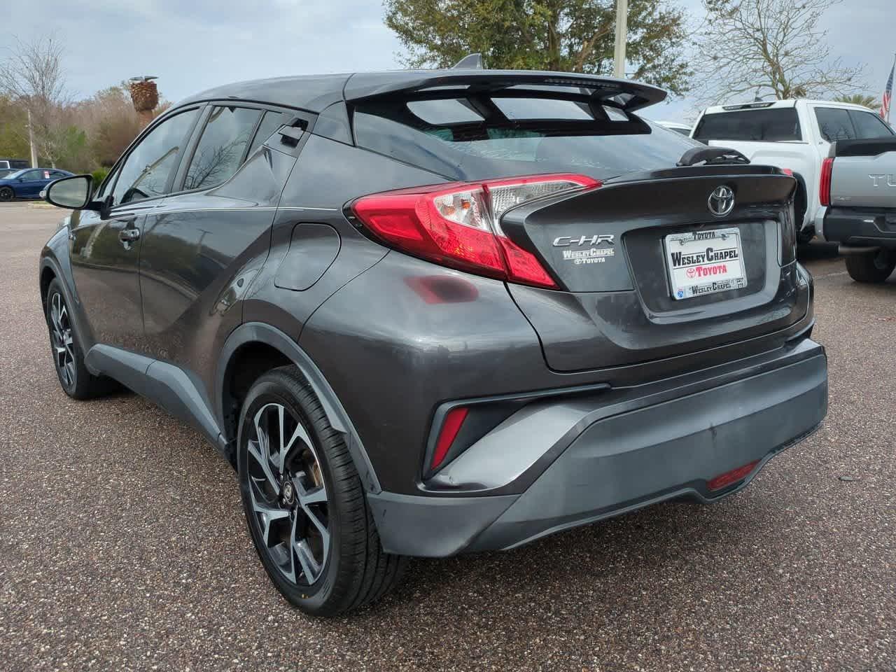 Toyota C-Hr Xle Premium Fwd Sport Utility - Thumbnail 5