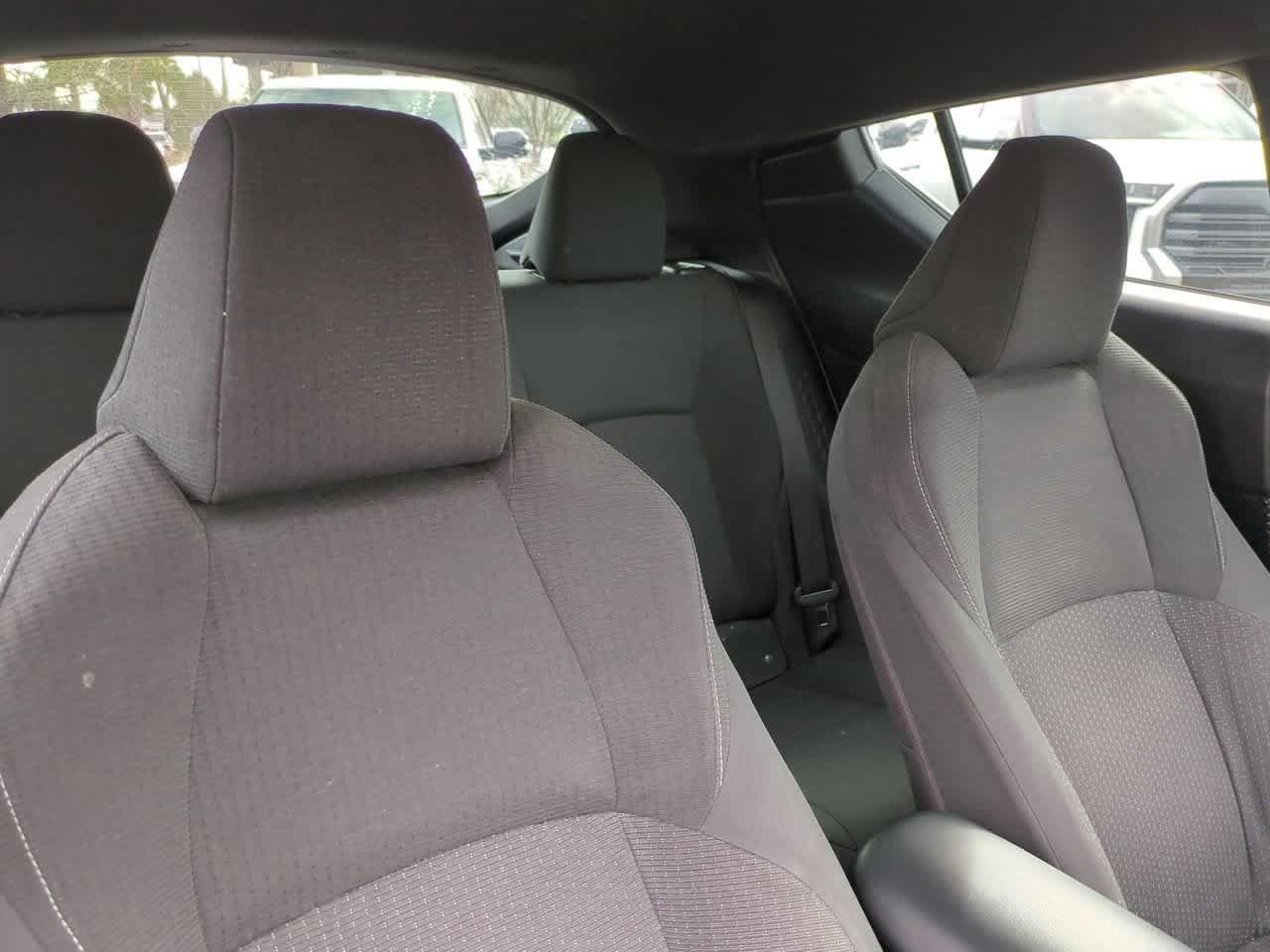 Toyota C-Hr Xle Premium Fwd Sport Utility - Thumbnail 8