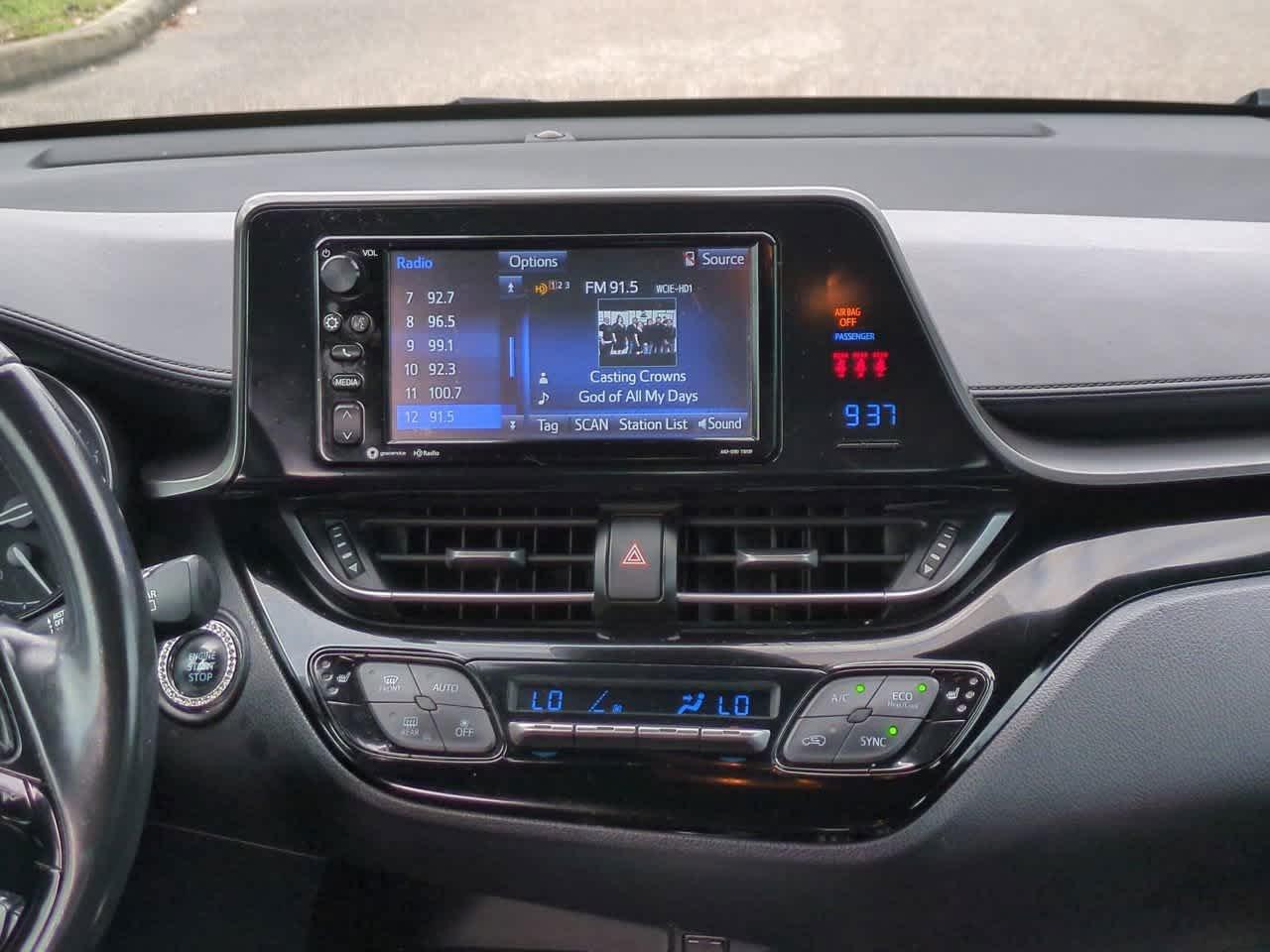 Toyota C-Hr Xle Premium Fwd Sport Utility - Thumbnail 18