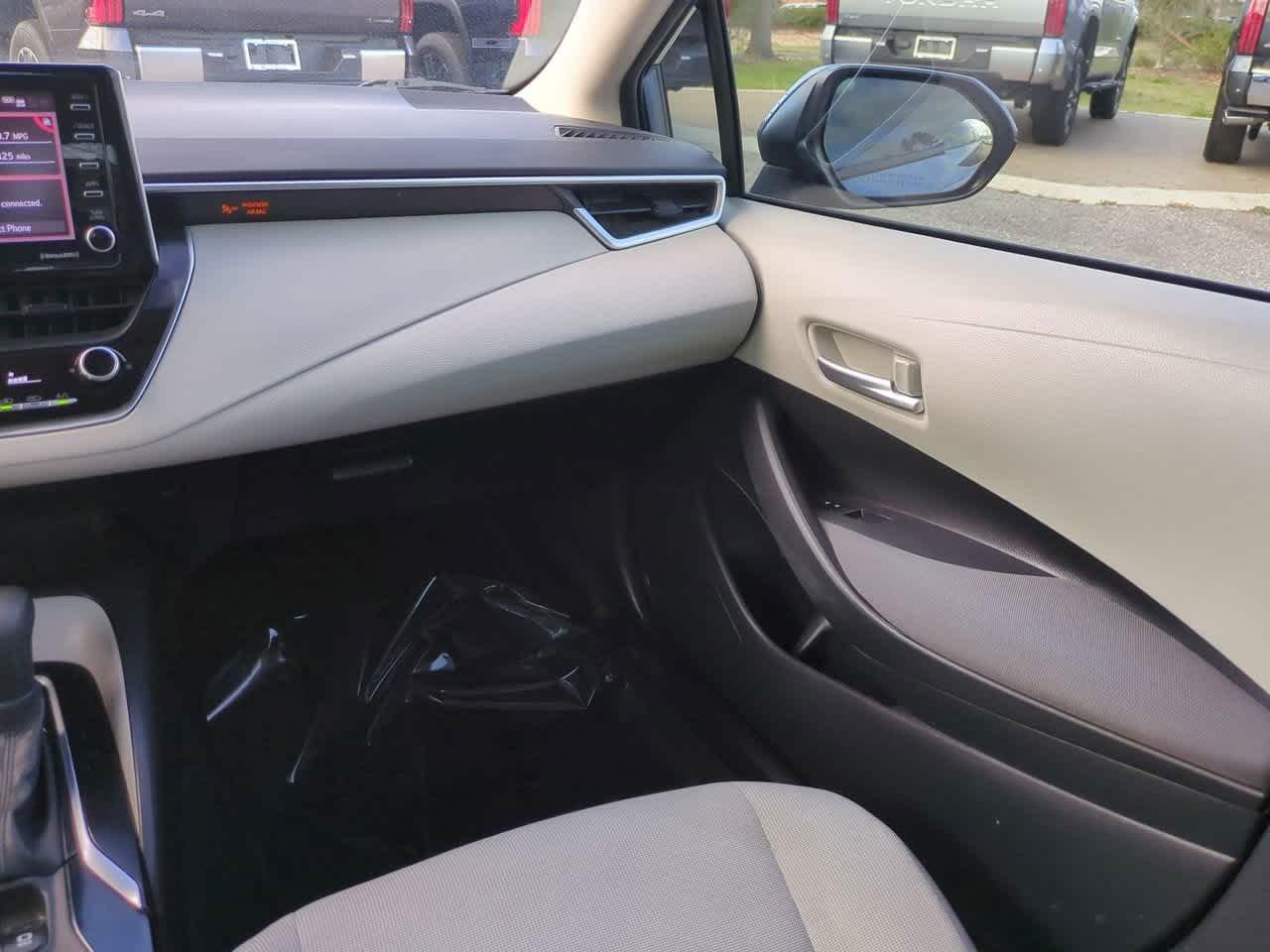 Toyota Corolla Le Fwd 4Dr Car - Thumbnail 17