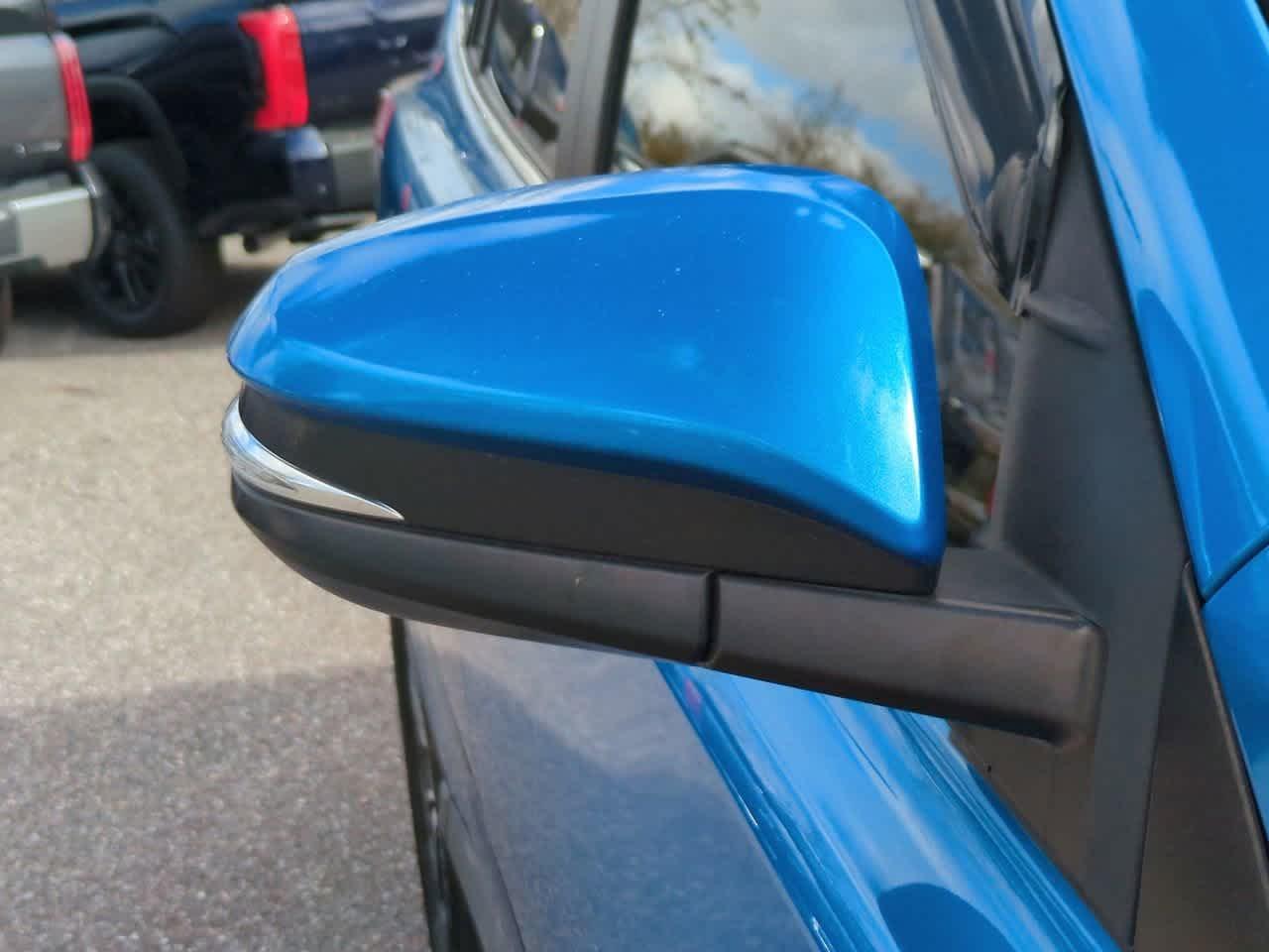 Toyota Rav4 Xle With Navigation - Thumbnail 13