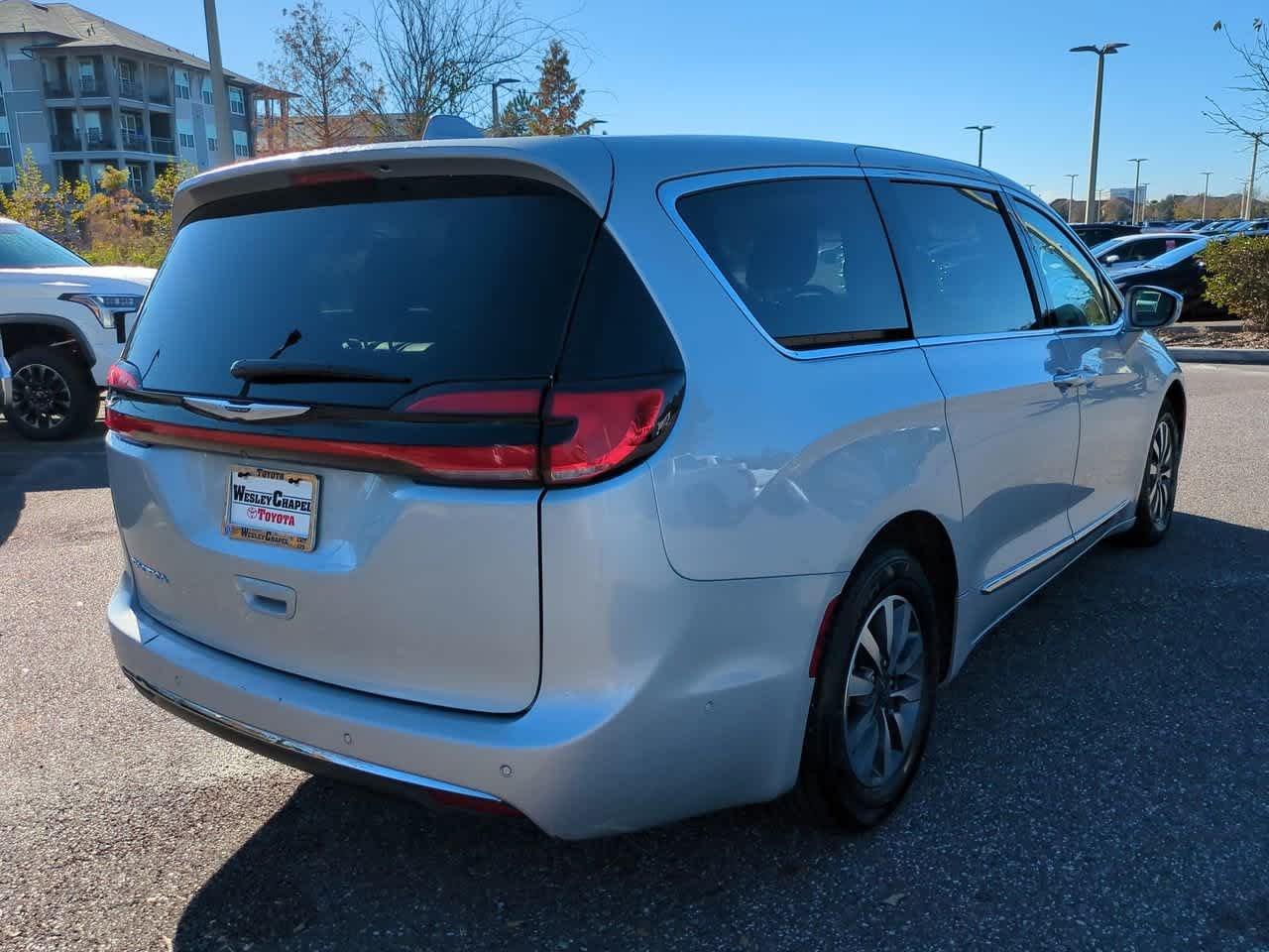 Chrysler Pacifica Hybrid Limited Fwd - Thumbnail 7