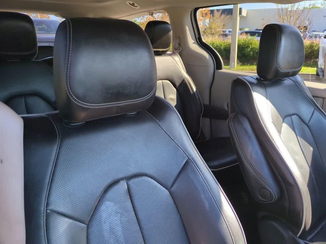 Chrysler Pacifica Hybrid Limited Fwd - Thumbnail 8