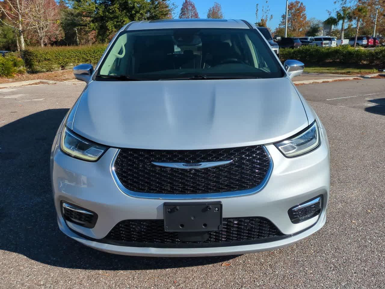 Chrysler Pacifica Hybrid Limited Fwd - Thumbnail 10