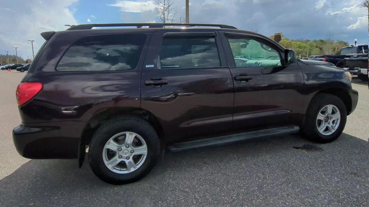 Toyota Sequoia Sr5 Rwd - Thumbnail 2