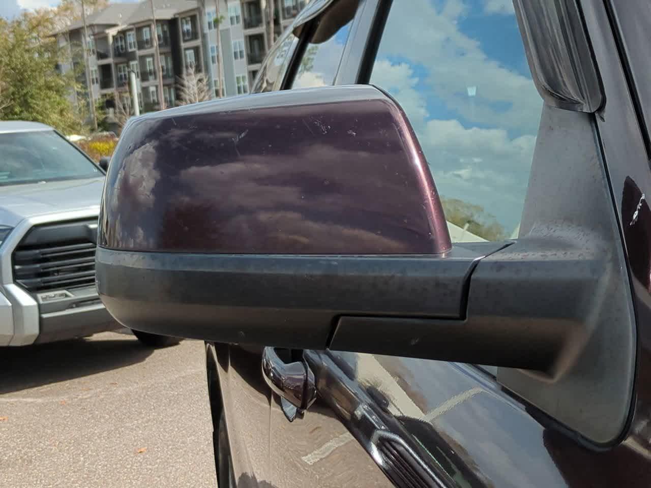 Toyota Sequoia Sr5 Rwd - Thumbnail 13