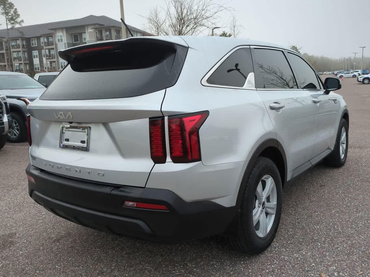 Kia Sorento Lx Fwd - Thumbnail 7