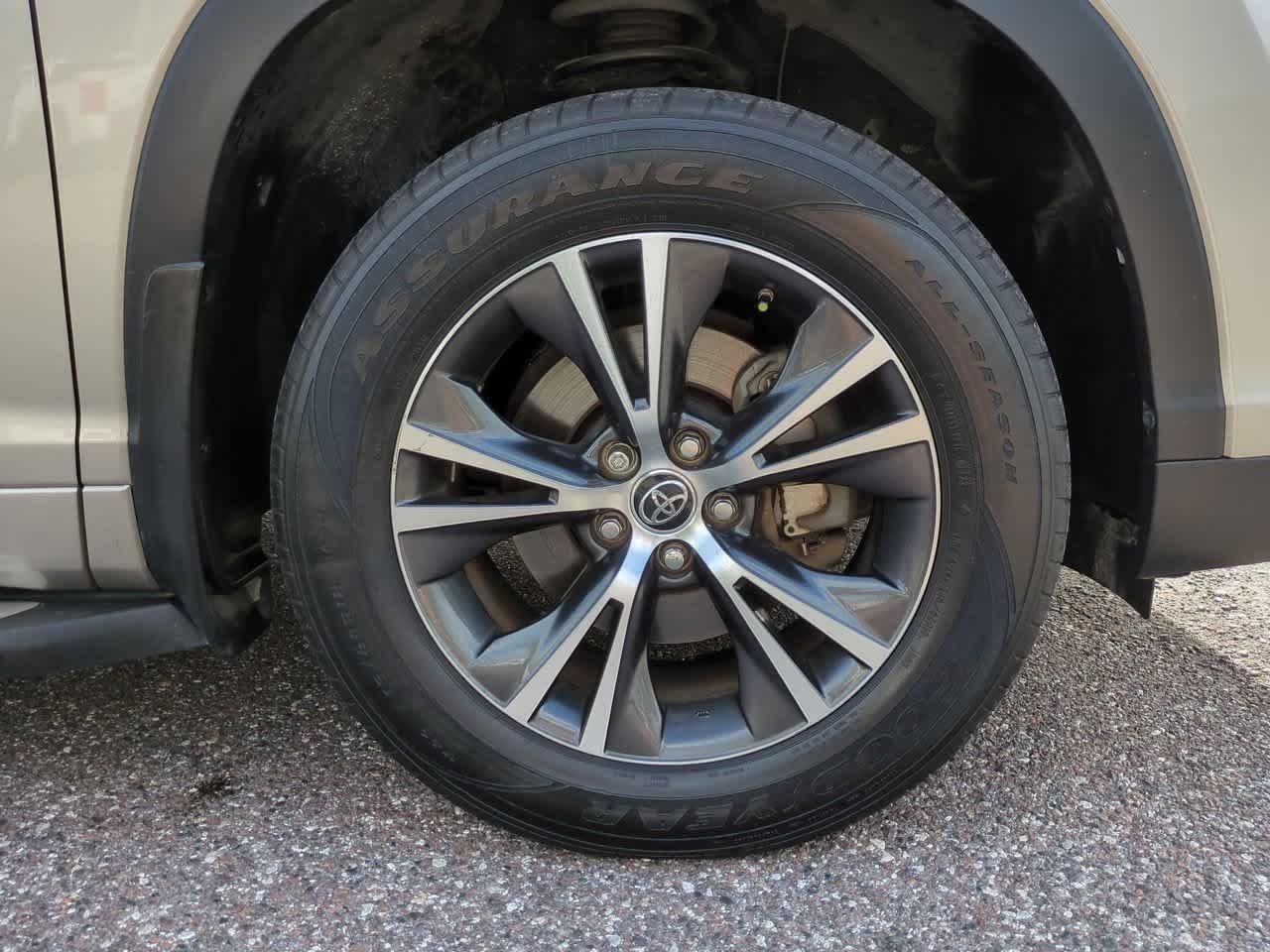 Toyota Highlander Xle Fwd - Thumbnail 12