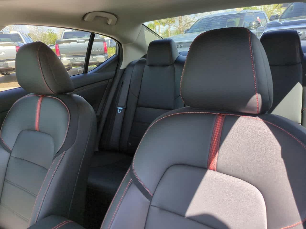 Nissan Sentra Sr Fwd - Thumbnail 9