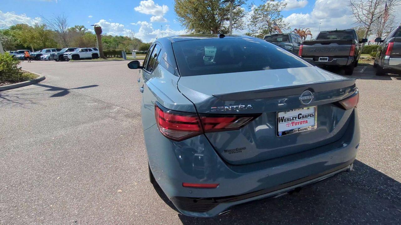 Nissan Sentra Sr Fwd - Thumbnail 2