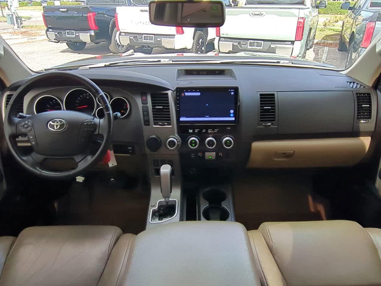 Toyota Sequoia Ltd Rwd - Thumbnail 16