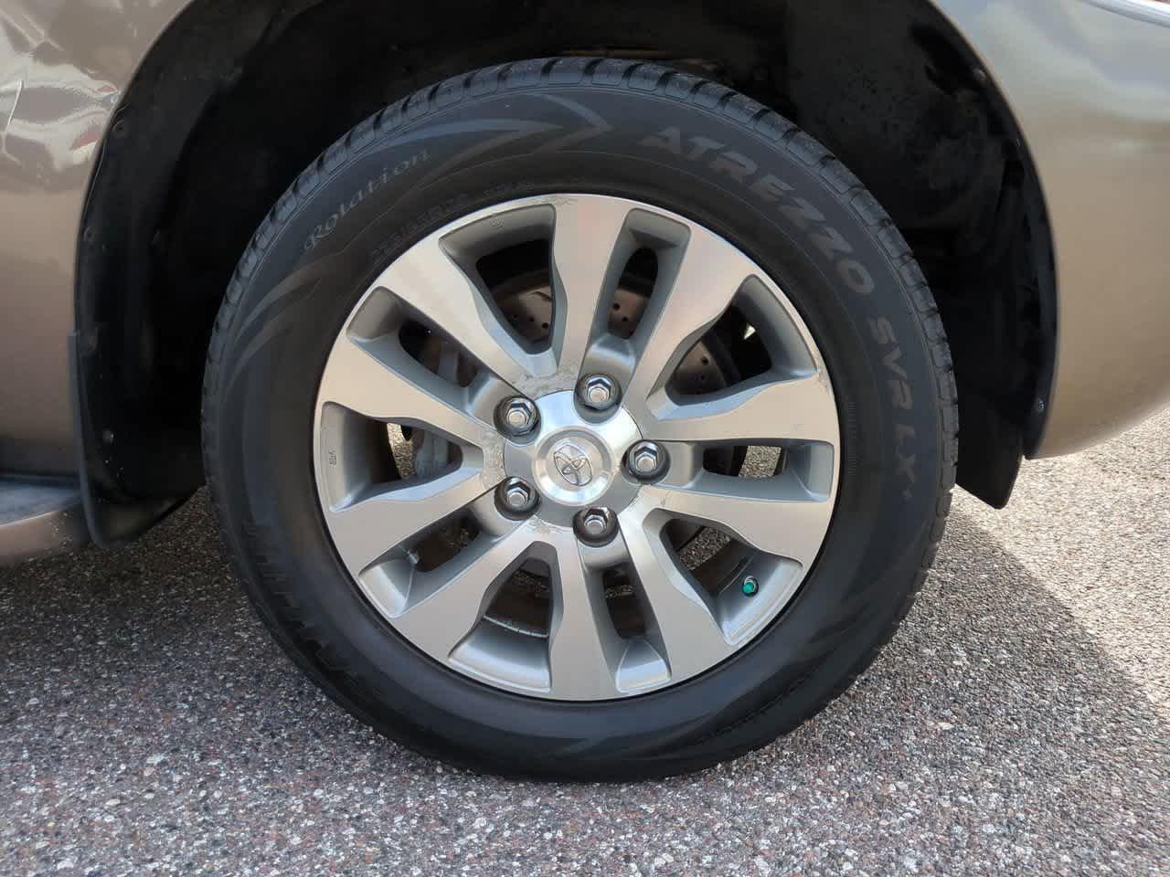 Toyota Sequoia Ltd Rwd - Thumbnail 12