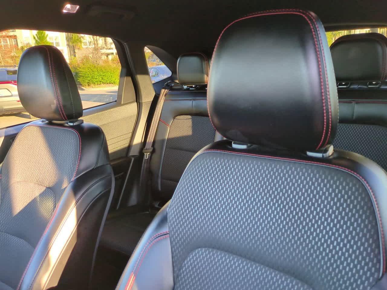 Ford Escape St-Line Awd - Thumbnail 8