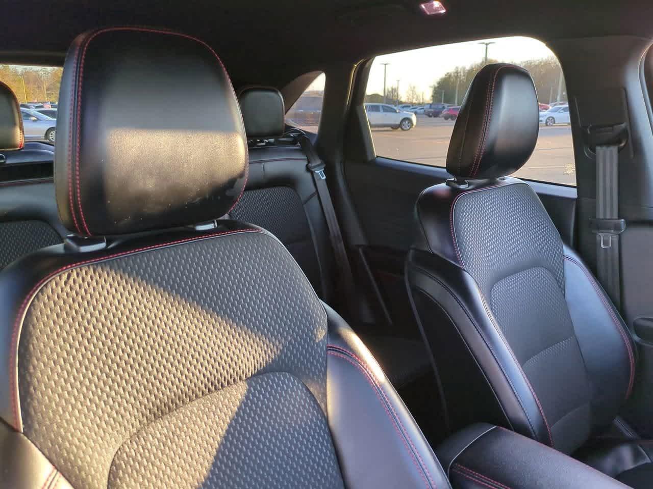 Ford Escape St-Line Awd - Thumbnail 7