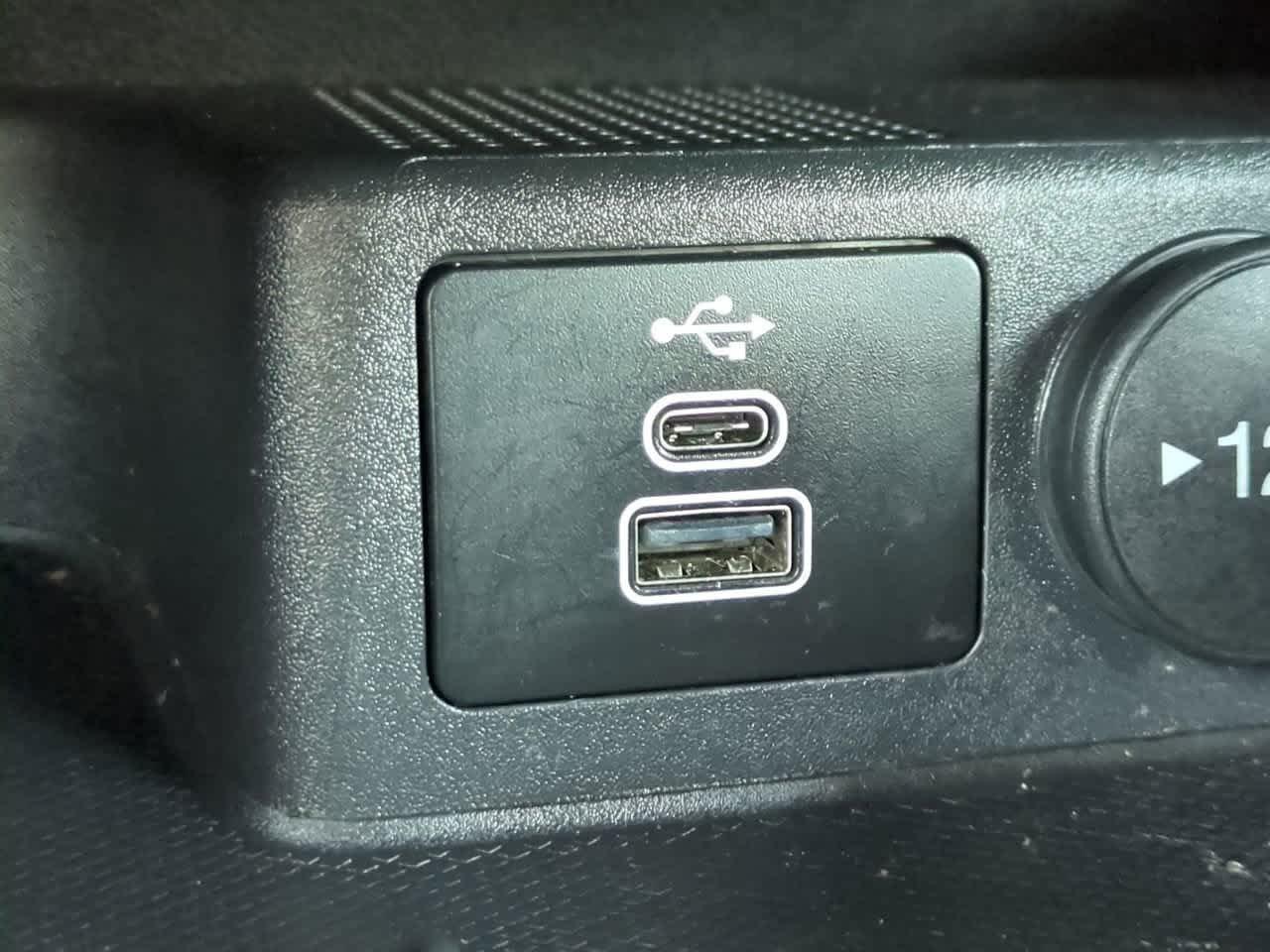 Ford Escape St-Line Awd - Thumbnail 19