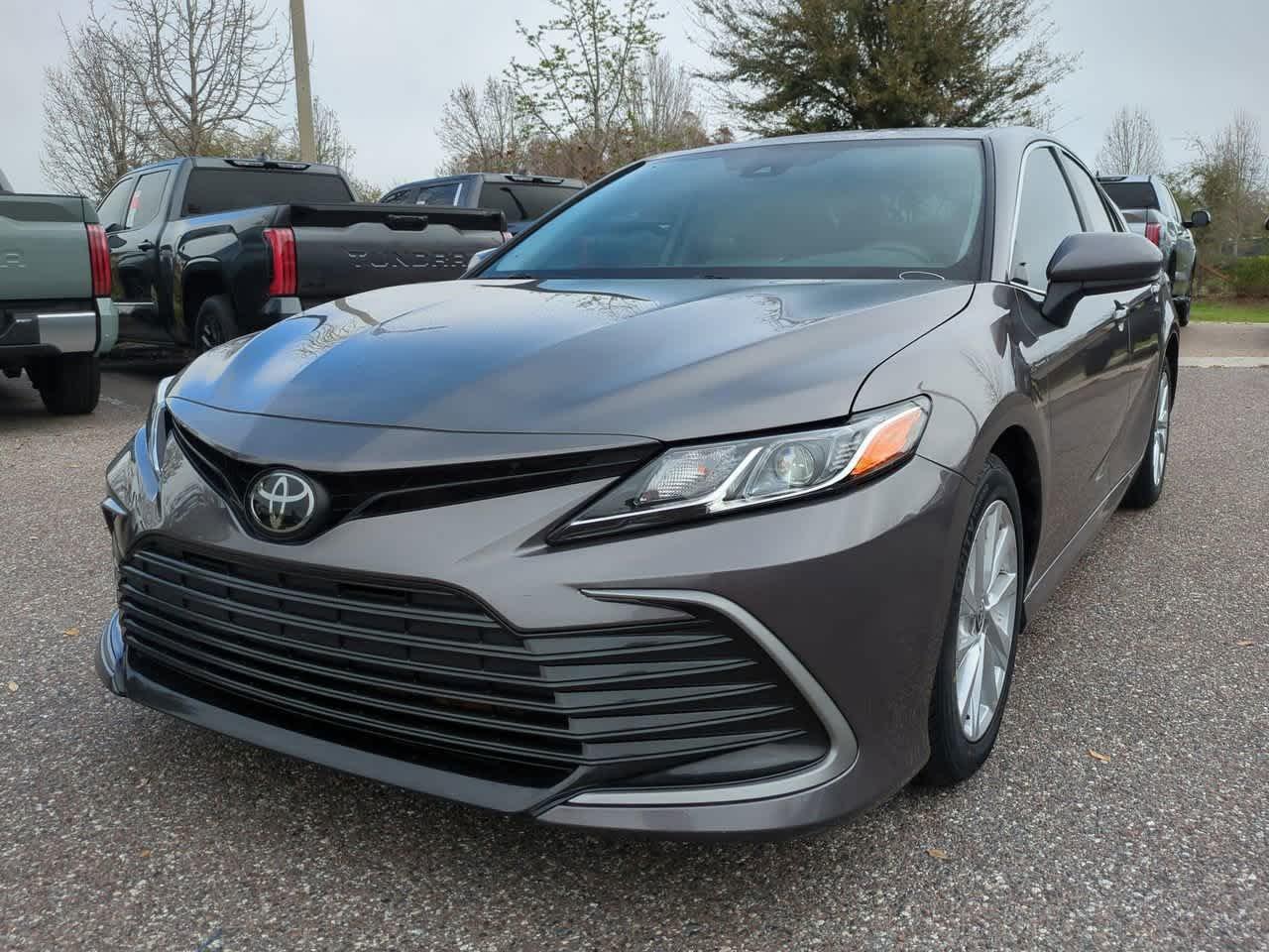 Toyota Camry Le Fwd 4Dr Car - Thumbnail 3