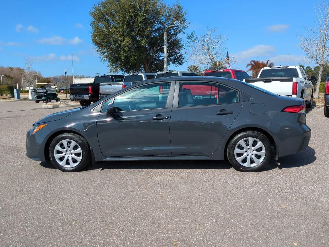 Toyota Corolla Le Fwd 4Dr Car - Thumbnail 4