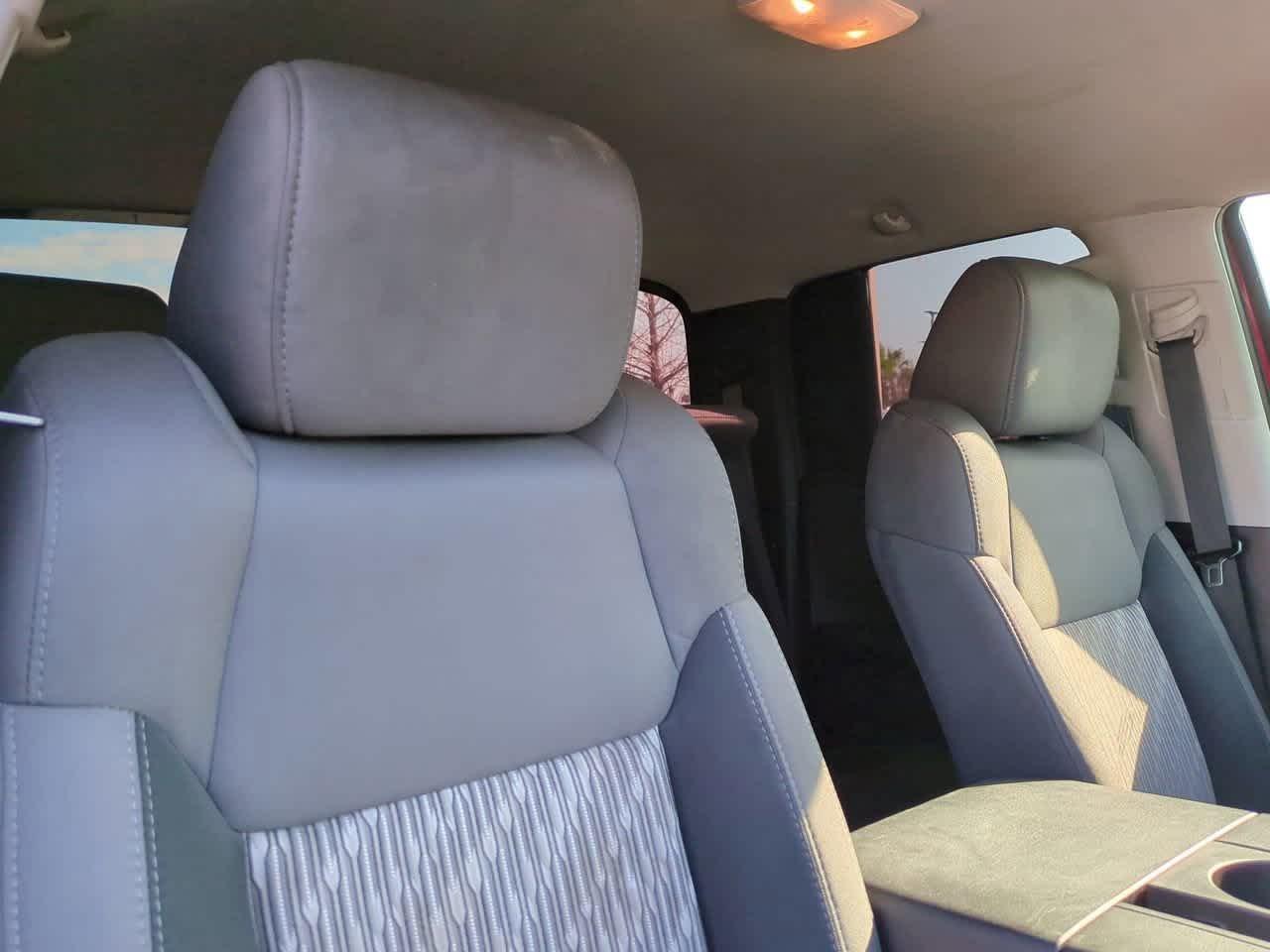 Toyota Tundra Sr Rwd Crew Cab Pickup - Thumbnail 8