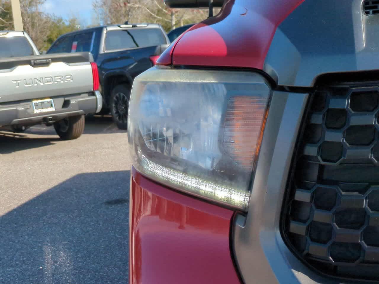 Toyota Tundra Sr Rwd Crew Cab Pickup - Thumbnail 11