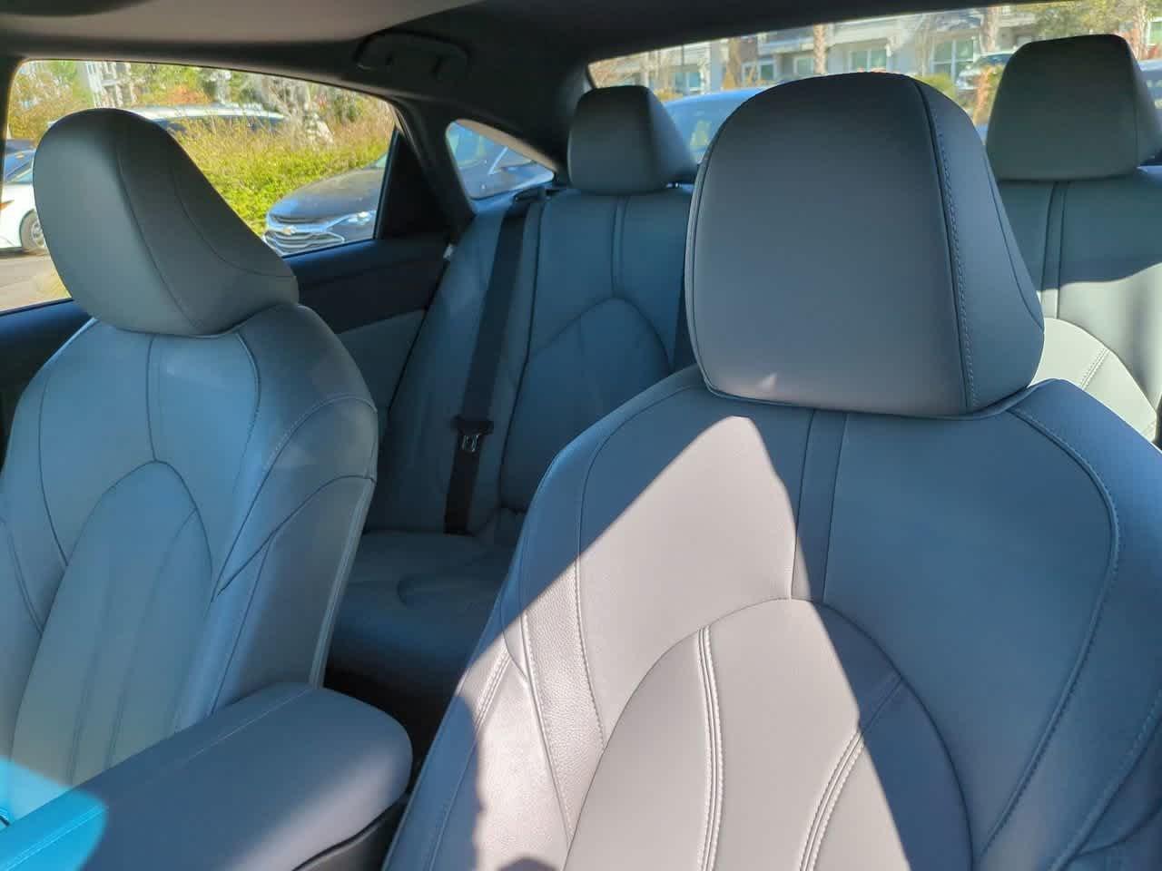 Toyota Avalon Hybrid Xle Fwd 4Dr Car - Thumbnail 9