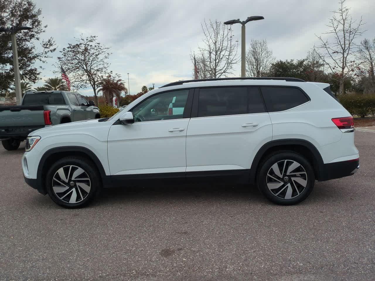 Volkswagen Atlas 2.0T Se W/Technology Fwd - Thumbnail 4