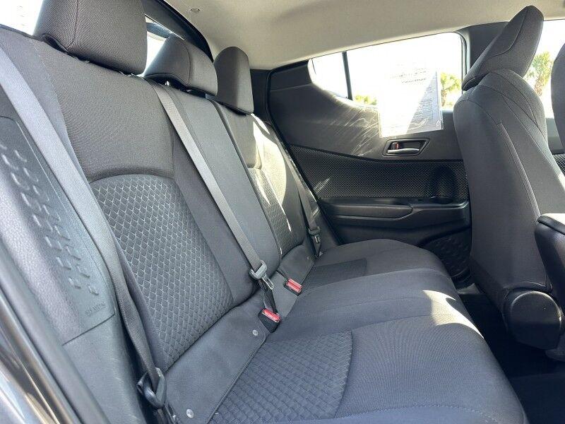 Toyota C-HR - Thumbnail 18