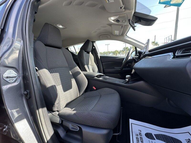 Toyota C-HR - Thumbnail 19