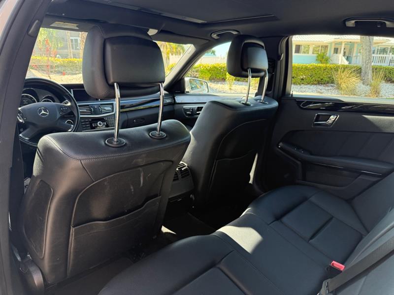 Mercedes-Benz E-Class E350 Sedan - Thumbnail 15