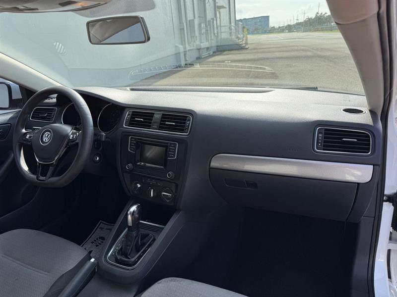 Volkswagen Jetta 1.4T S 6A - Thumbnail 19